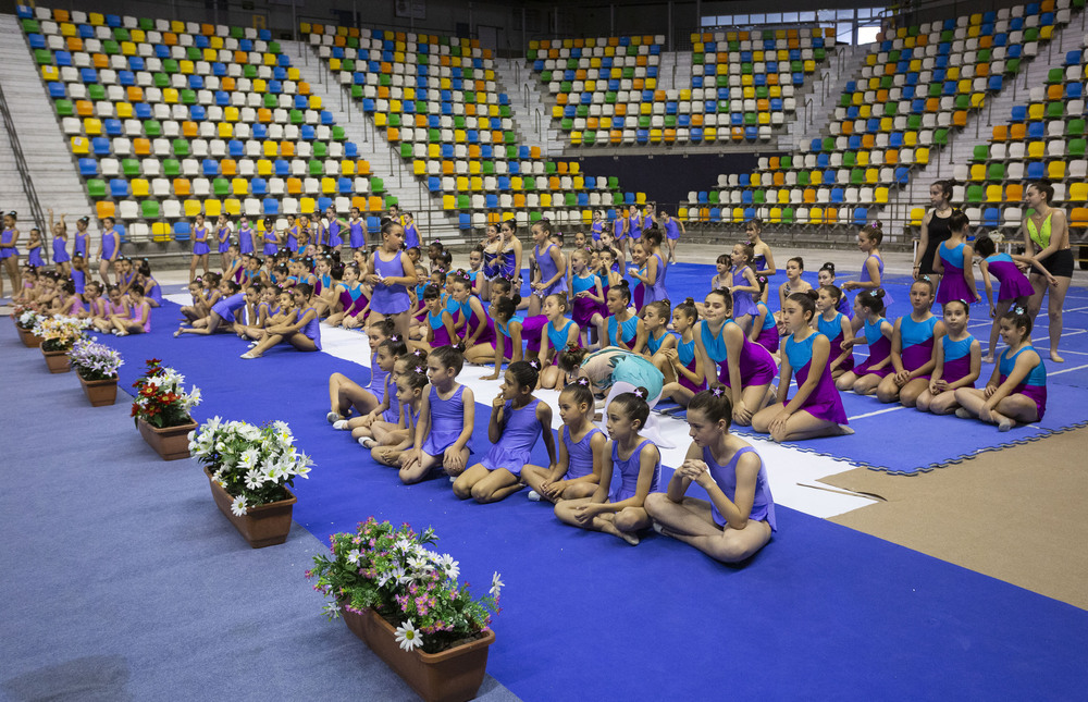 Exhibición de las alumnas de gimnasia rítmica de Ciudad Real