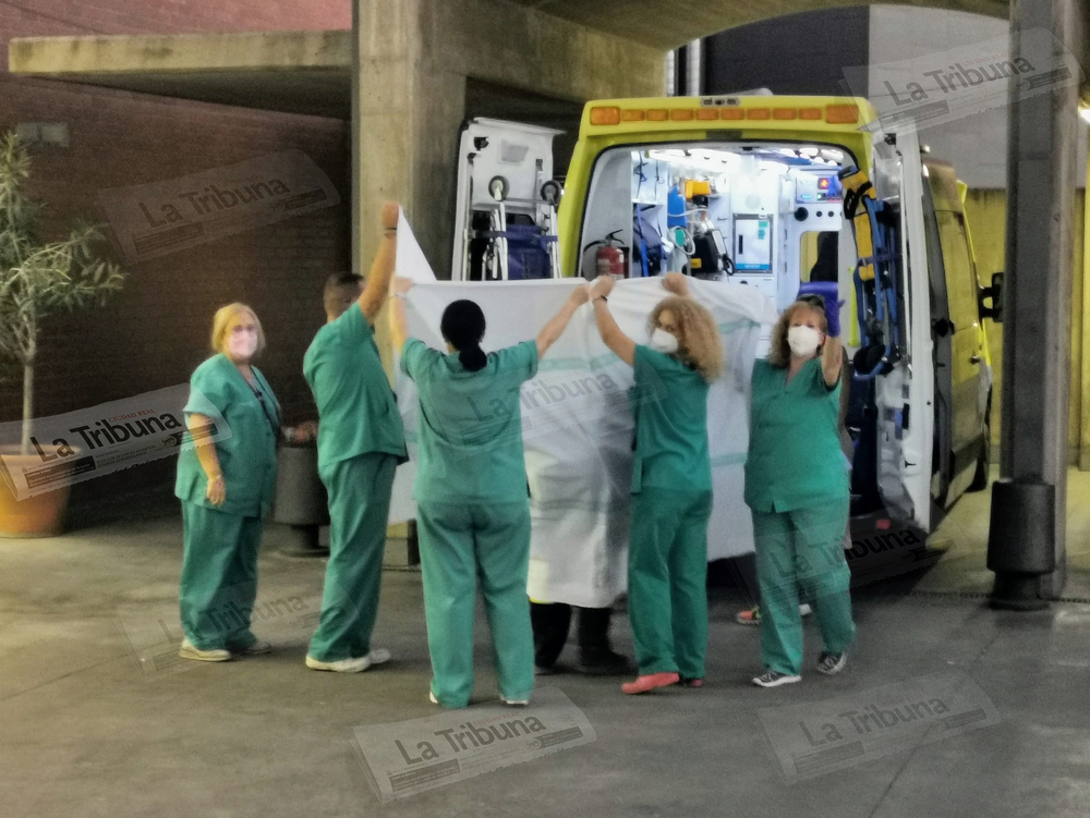 Momento de la llegada del diestro al Hospital General de Ciudad Real