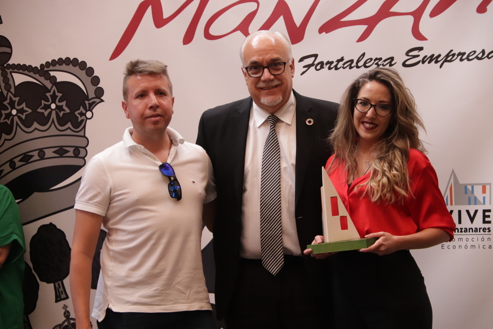 Play in Class gana el IX concurso 'Emprende en Manzanares'

