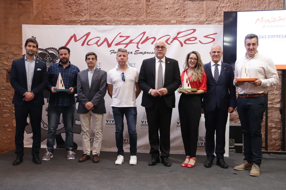 Play in Class gana el IX concurso 'Emprende en Manzanares'

