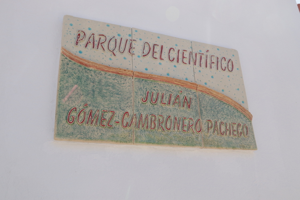 El nombre de Julián Gómez-Cambronero ya luce en 'su' parque