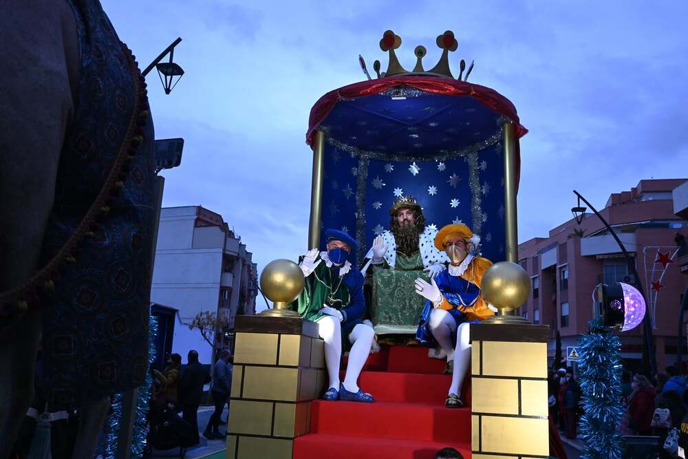 Martín recibe a los Reyes Magos en su llegada a Valdepeñas