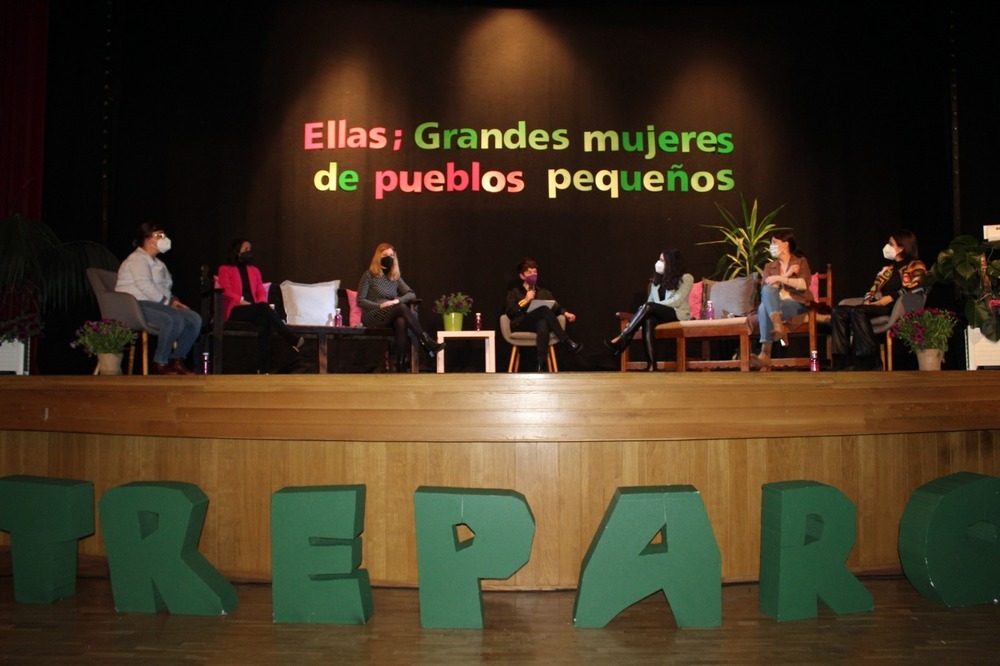 Fernández destaca los avances en igualdad en 40 años 
