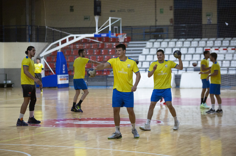 Los jugadores del Caserío, durante un entrenamiento.