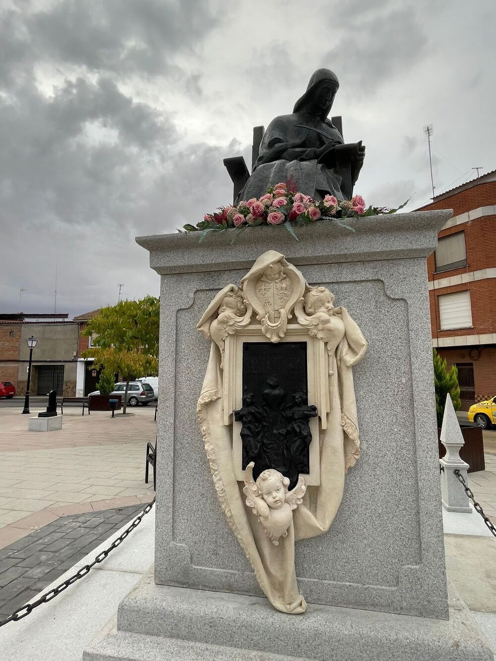 Inauguración de la reforma del monumento a Santa Teresa