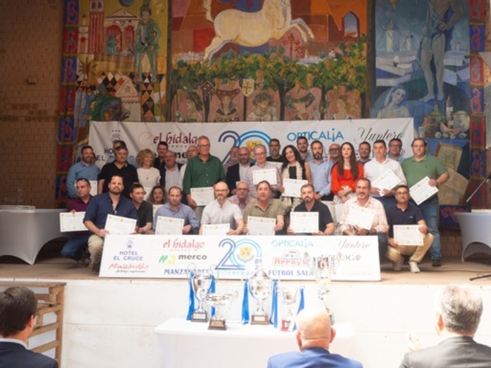 El Manzanares celebra el acto por su vigésimo aniversario