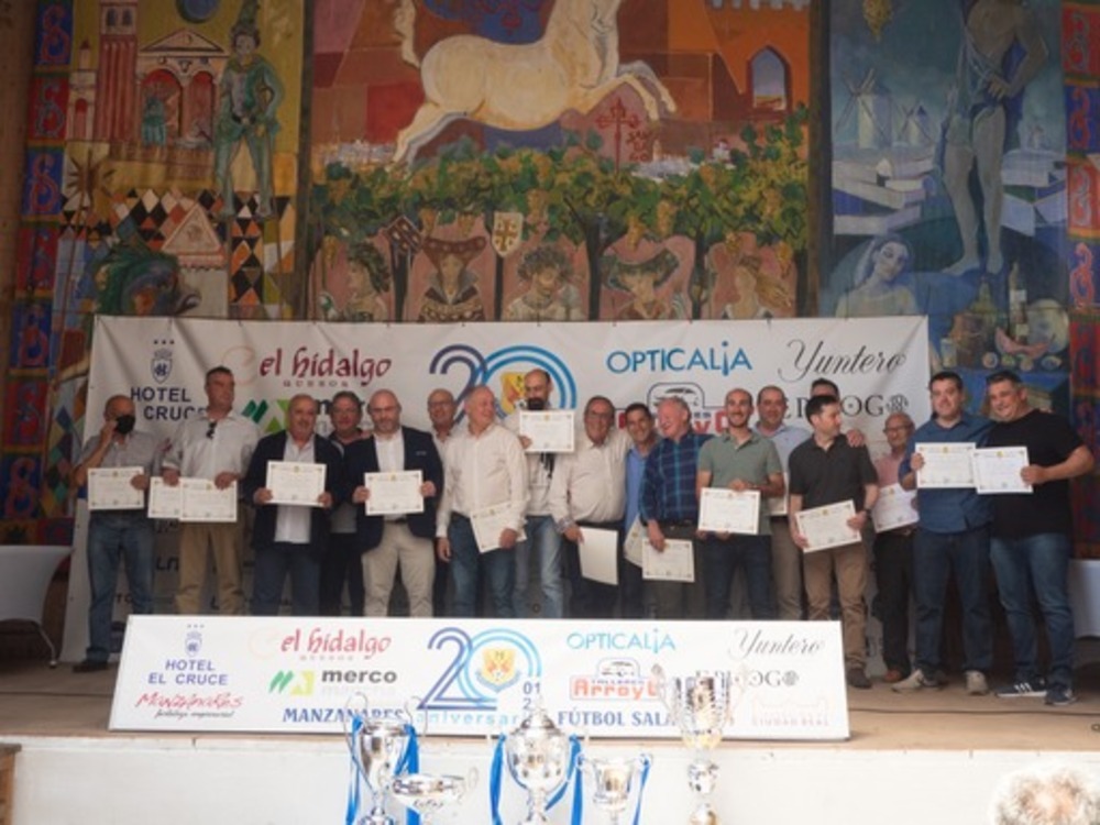 El Manzanares celebra el acto por su vigésimo aniversario