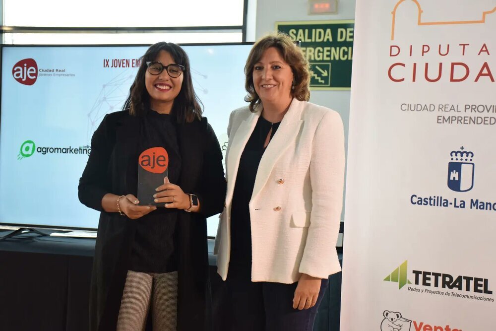AJE premia en Puertollano a los jóvenes emprendedores