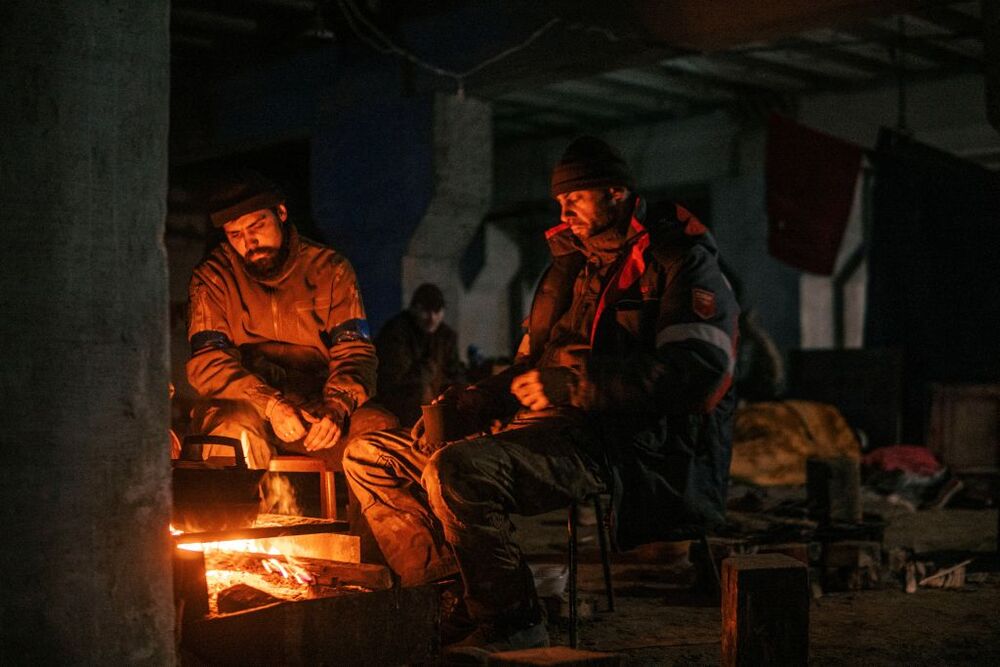 Ukrainian Azovstal service members are seen within the Azovstal Iron and Steel Works complex in Mariupol  / DMYTRO OREST KOZATSKYI/AZOV REGIMENT PRESS SERVICE