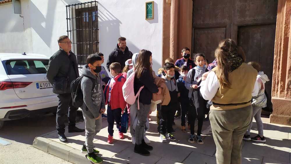 Más de 600 escolares participan en El Quijote infantil 