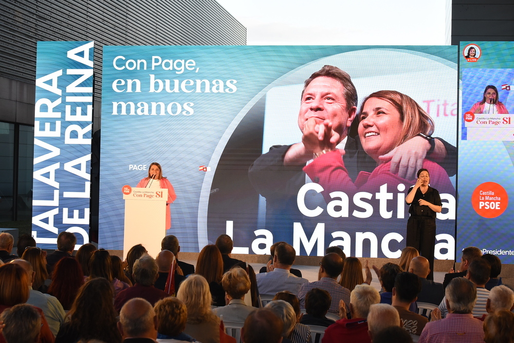 Page mantuvo un encuentro abierto con la ciudadanía en Talavera de la Reina (Toledo).