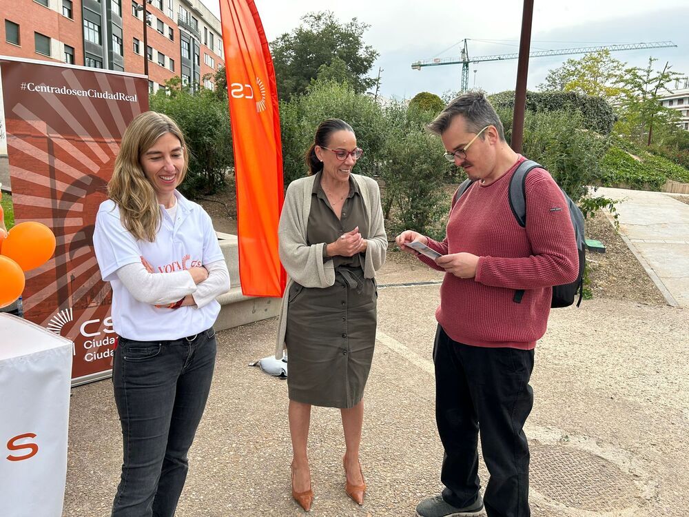 Ciudadanos visita Valverde y el parque Juan Pablo II