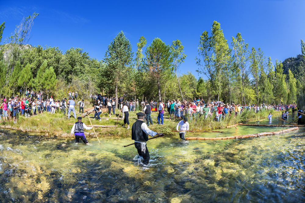 Fiesta de los gancheros en el Alto Tajo. 