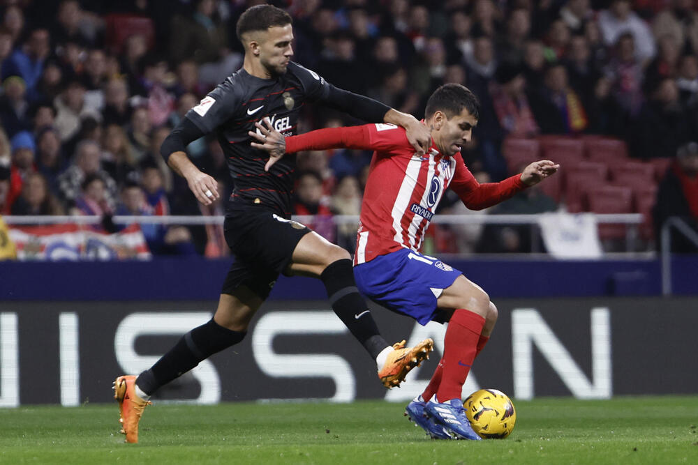 Griezmann sostiene la fortaleza