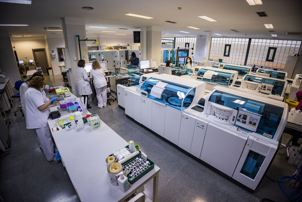 El Hospital General de Ciudad Real robotiza sus laboratorios