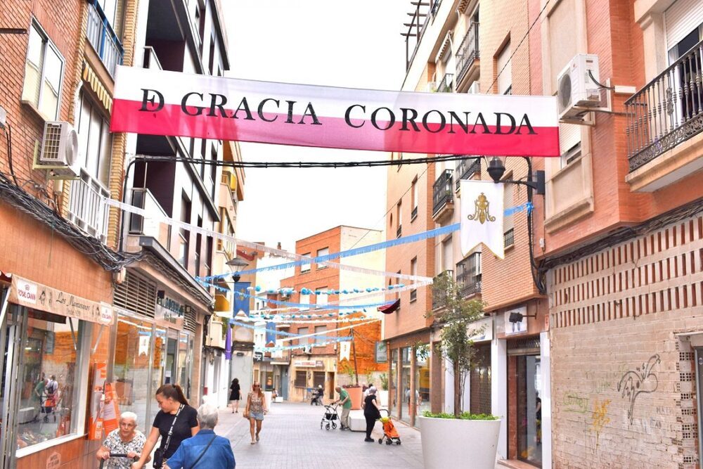 Puertollano embellece sus calles en honor a la patrona