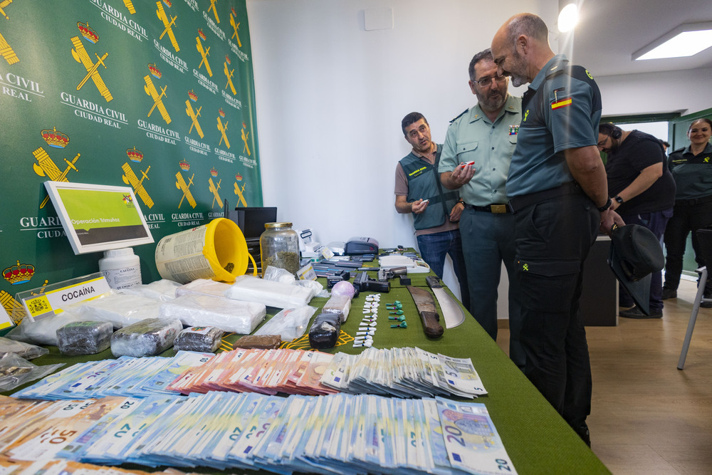 Operación contra el narco: 7,7 kilos de droga y 17 detenidos
