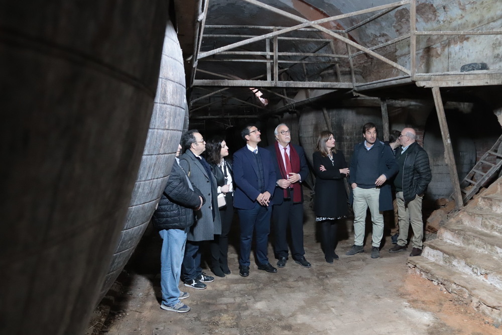Manzanares trabaja ya en su nuevo museo dedicado al vino 