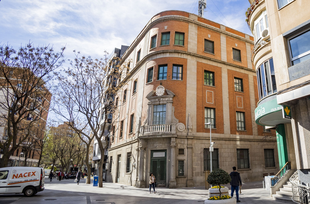 El edificio donde Ciudad Real se conectó al teléfono