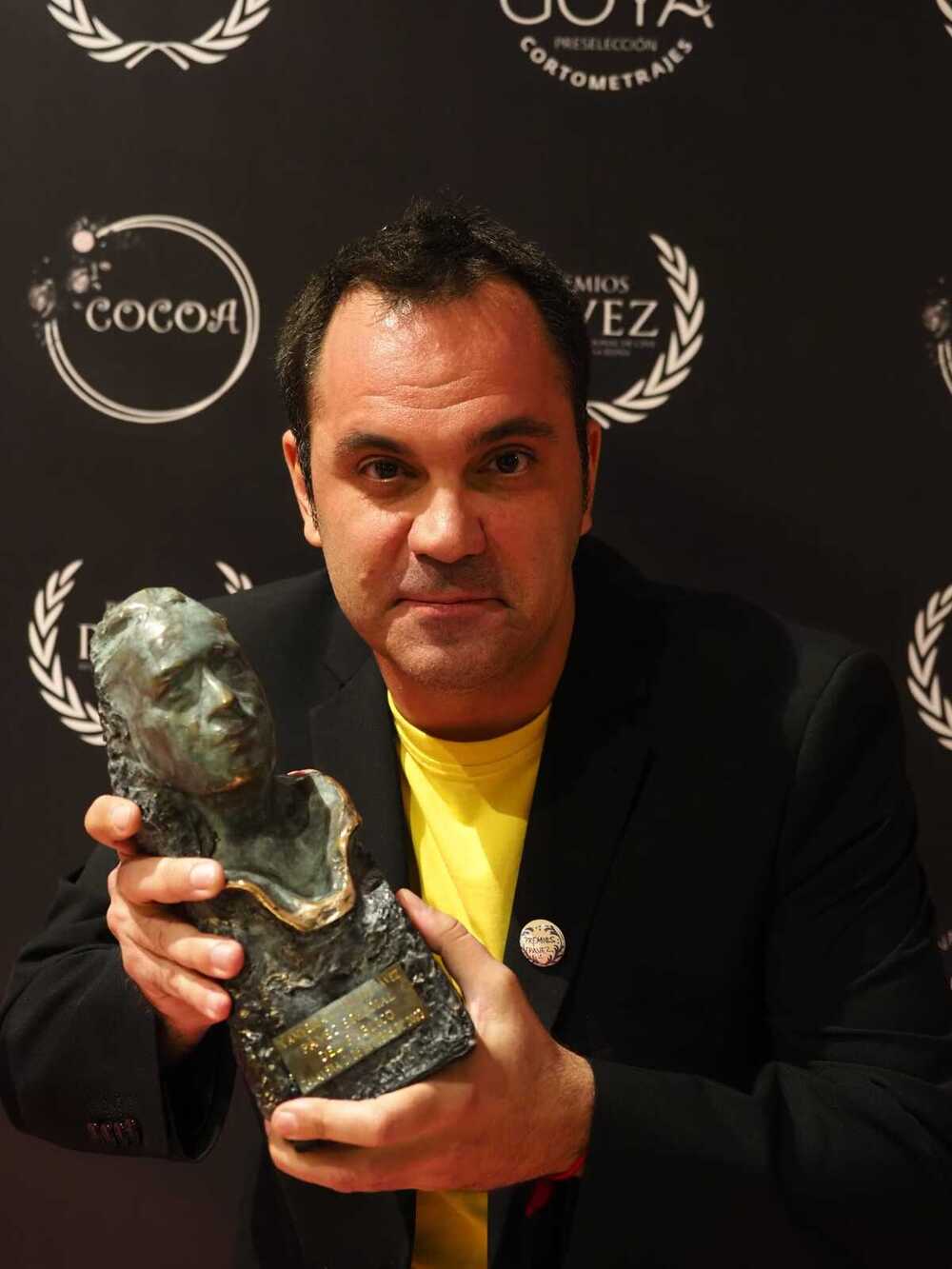 'El Cacharrico' levanta tres trofeos en los Premios Pávez