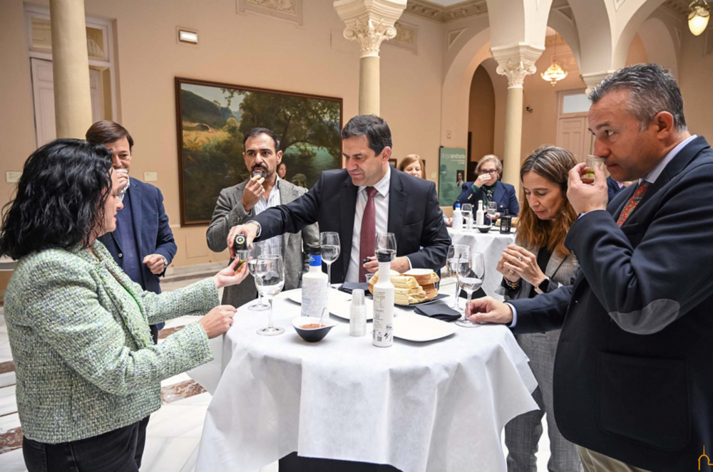La Diputación se adhiere al proyecto 'Oleoturismo España'