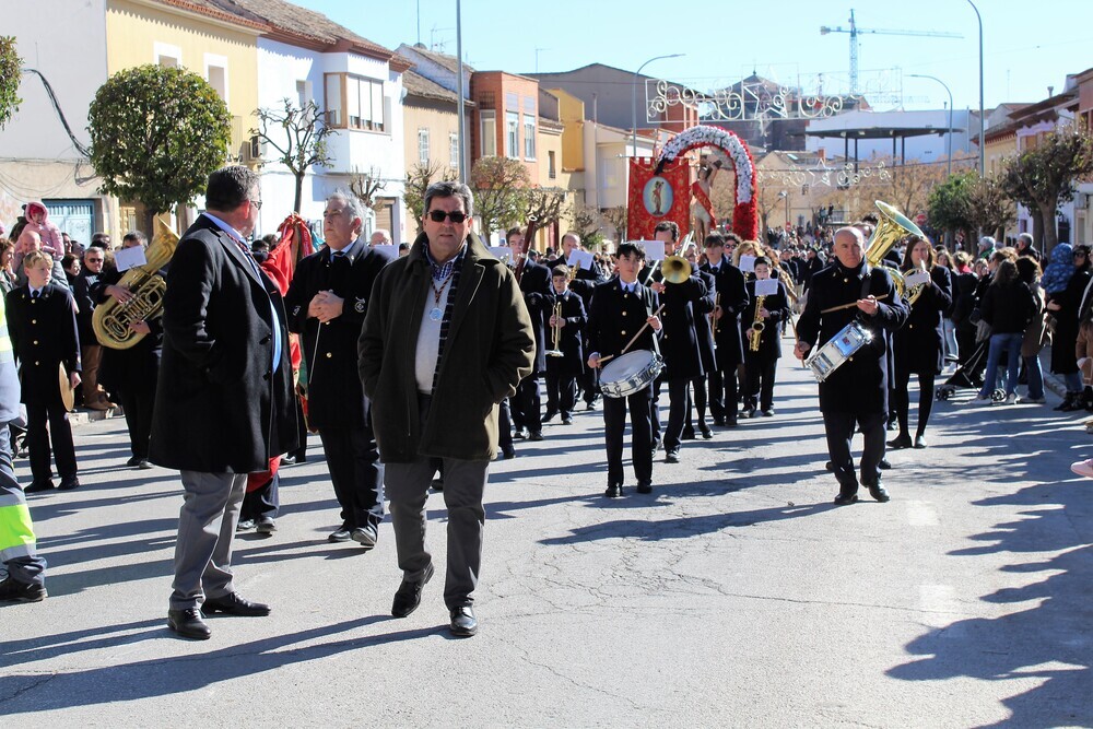 Hogueras y procesión para celebrar San Sebastián