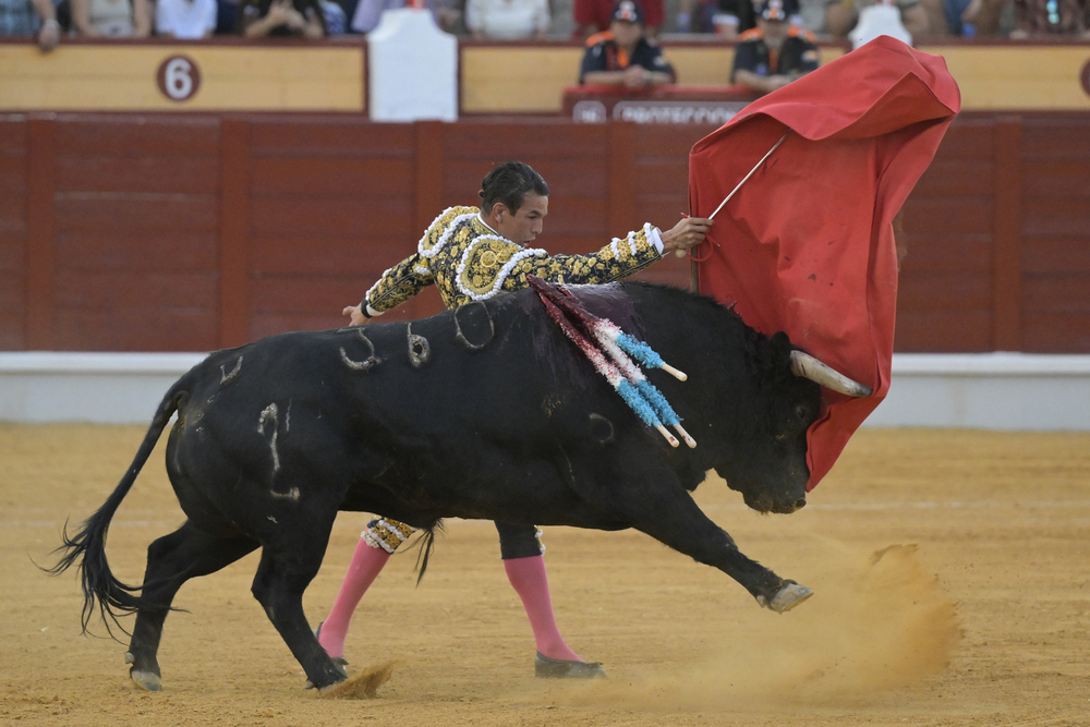 Llenazo en Almagro y triunfos de Juli y Manzanares