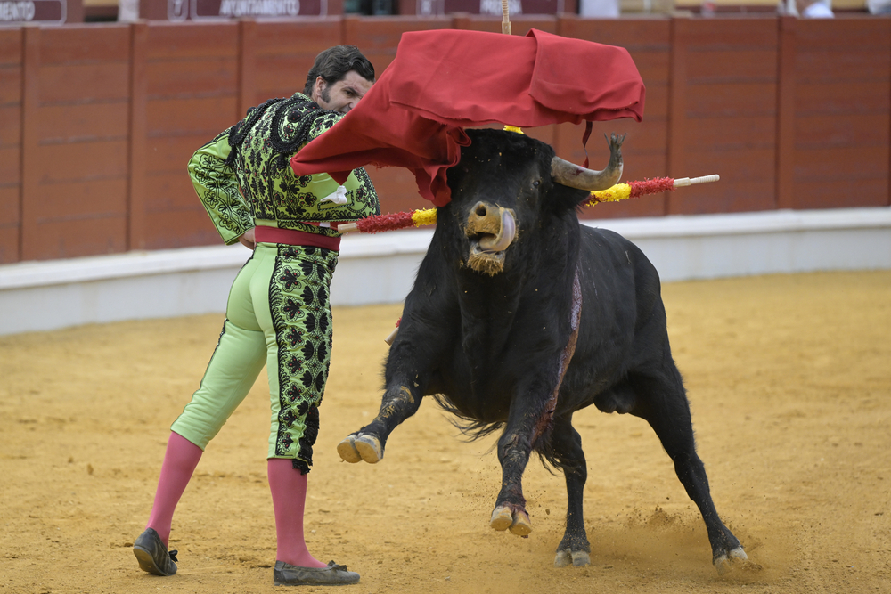 Llenazo en Almagro y triunfos de Juli y Manzanares