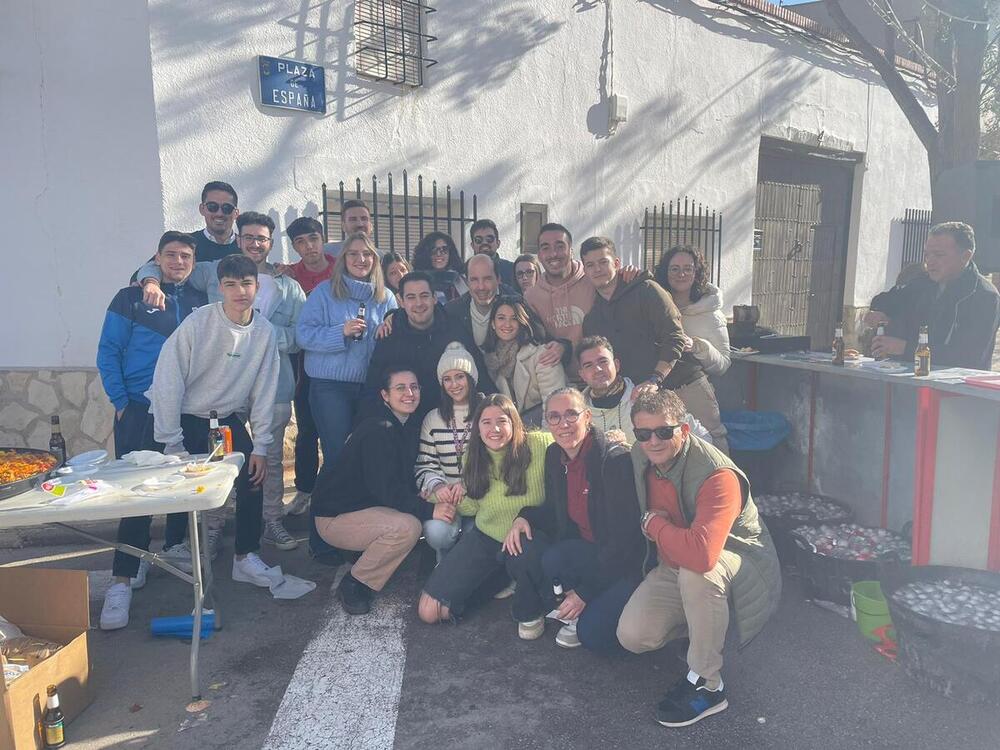 Arenales celebra la 'Caña solidaria' a favor de Cruz Roja 