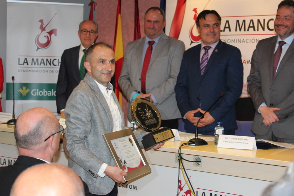 Las bodegas cooperativas triunfan en los premios DO La Mancha 