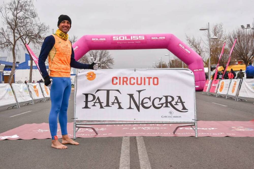 Eusebio Sánchez, antes de tomar la salida este pasado domingo en la Muy Heroica Media Maratón de Valdepeñas.