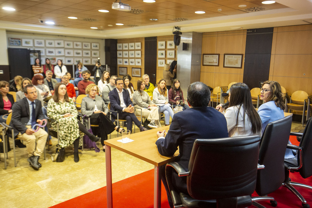 Acto en conmemoración del Día Mundial de Concienciación sobre el Autismo.