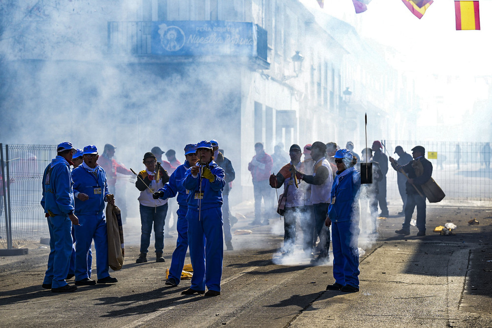 Miles de cohetes al aire en la Fiesta de las Paces de Villarta