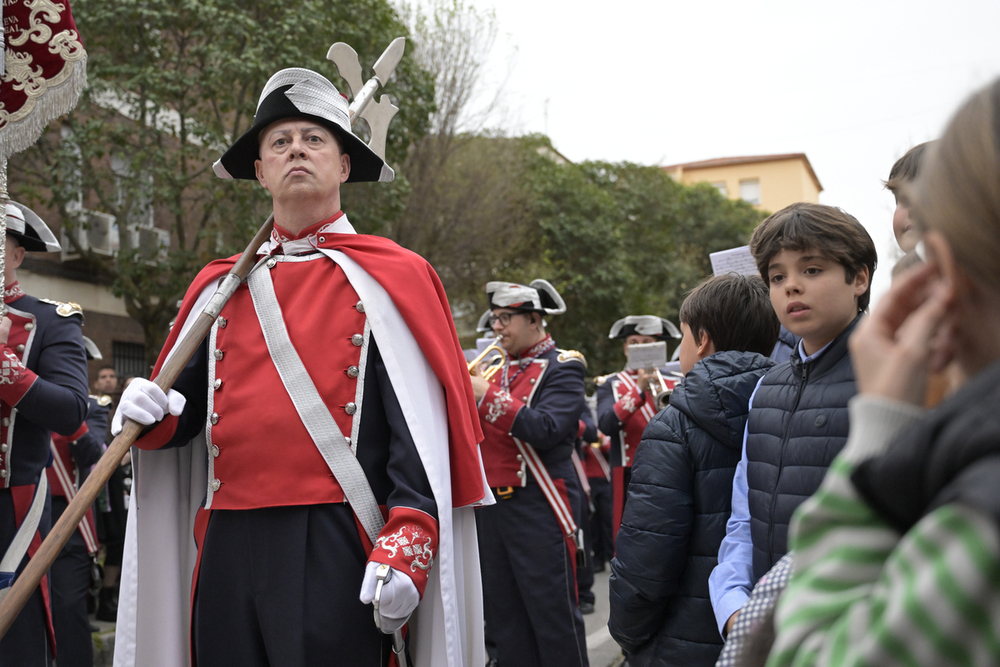 Los marianistas cantan al Cautivo 