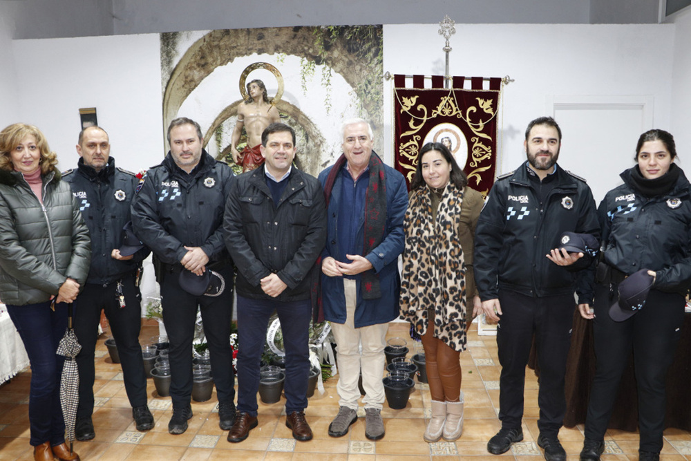 Almodóvar muestra su fervor a san Sebastián