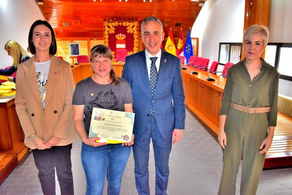 Homenaje a la labor voluntaria del cuidado de colonias felinas