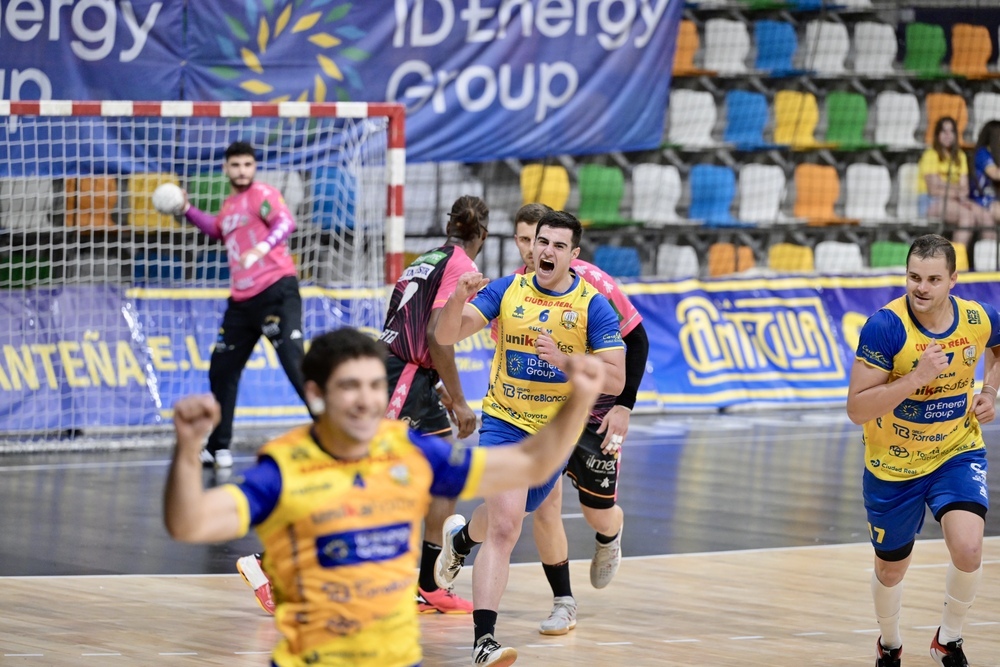 El Balonmano Caserío hace soñar a Ciudad Real