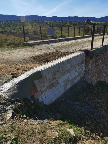 Restaurado el acceso al viaducto sobre el río Tablillas