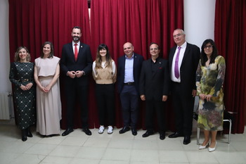 Reconocimiento al mundo de la educación, deporte y la música