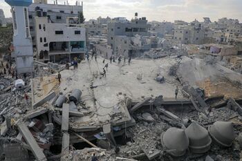 Hamás anuncia la muerte de siete rehenes por ataques israelíes