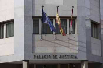 Suspendido el juicio a un guardia civil de Almadén