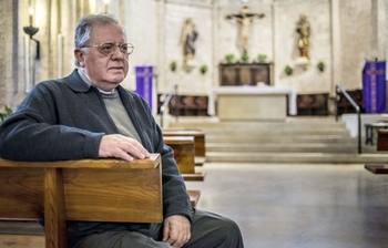 Lorenzo Trujillo, premiado por su dedicación al clero