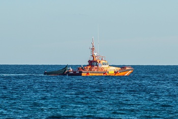 Recuperan 3 cadáveres de una patera naufragada en Lanzarote