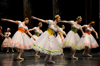 El International Ballet Company llega al Teatro Emilio Gavira