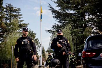 Ucrania condena las amenazas recibidas en sus embajadas