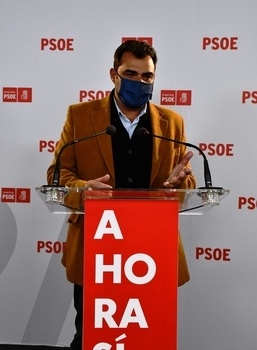 PSOE celebra bajada de paro 