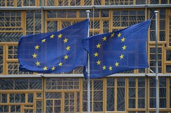 La UE acuerda la suspensión del acuerdo de visados con Rusia