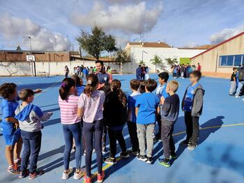 El Viña Albali comparte un día con el colegio Jesús Castillo