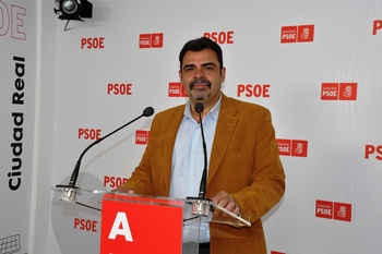 PSOE celebra unos datos del paro que califica de 