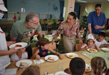 Ayuntamiento y Junta ayudan a comedores escolares de verano